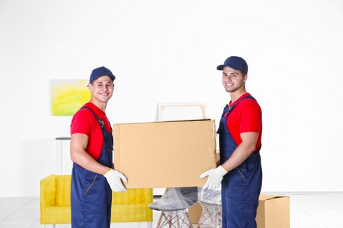 Professional moving assistance for flats and businesses in Hackney