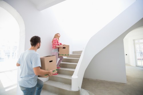 Local packing and unpacking support for homes and offices across Hackney