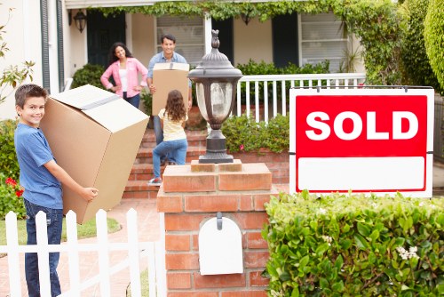 Hackney property access and parking considerations for removals